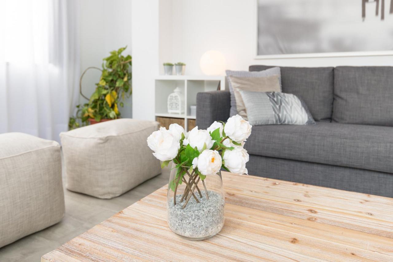 Urbe10 Angel Ganivet 2 Bedrooms Apartment Málaga Eksteriør bilde