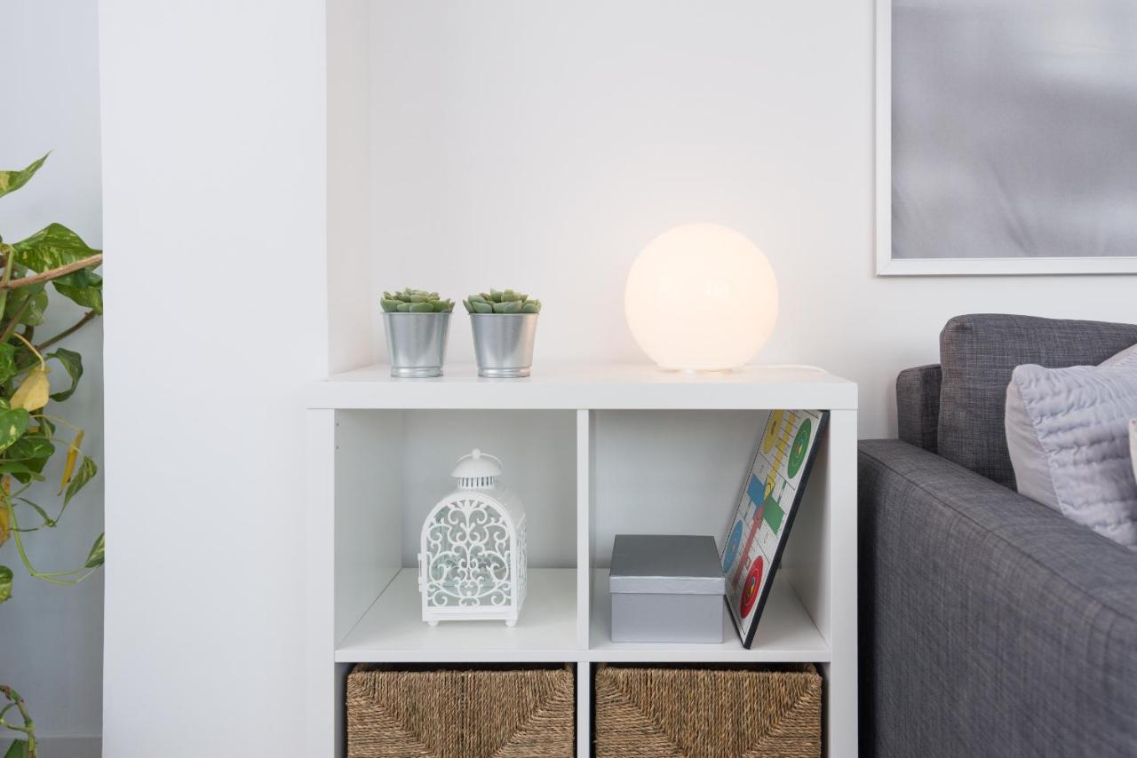 Urbe10 Angel Ganivet 2 Bedrooms Apartment Málaga Eksteriør bilde